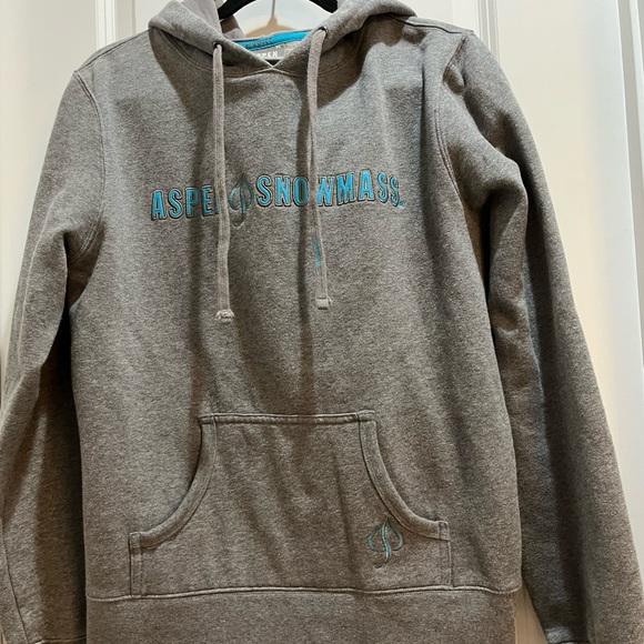 Aspen Snowmass Embroidered Gray Hoodie XL Front Pockets Armpit To armpit 22” - Picture 5 of 7